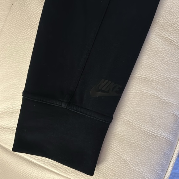 Women’s Nike Hockey Canada Legging / Jogger Pants - Picture 2 of 5